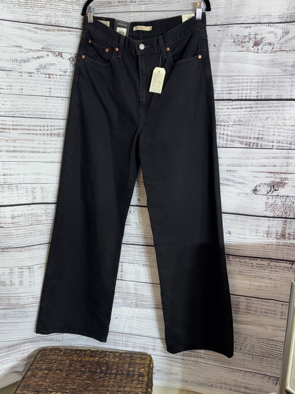 Levi’s Jeans Womens Size 31 Ribcage Wide Leg super high Rise Black Denim New - Picture 2 of 12